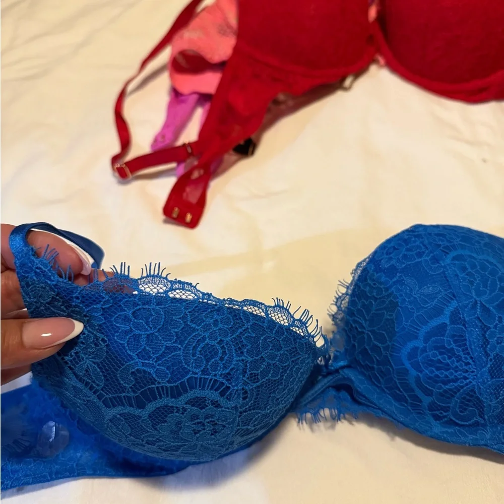 Victoria's Secret Lace Push-Up Bra Set in Fuchsia, White, Pink, Black, Red, Blue - Picture 4 of 6